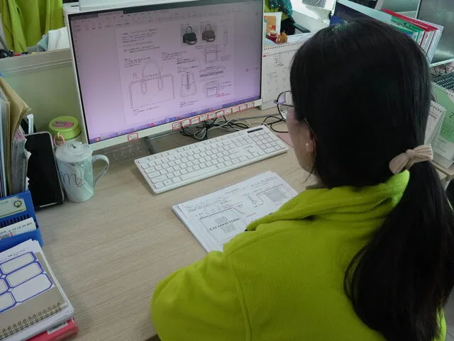 Custom Bag Design and Manufacturing