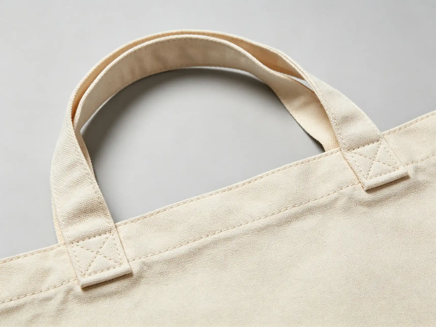 Connecting the Handle to the Bag Body