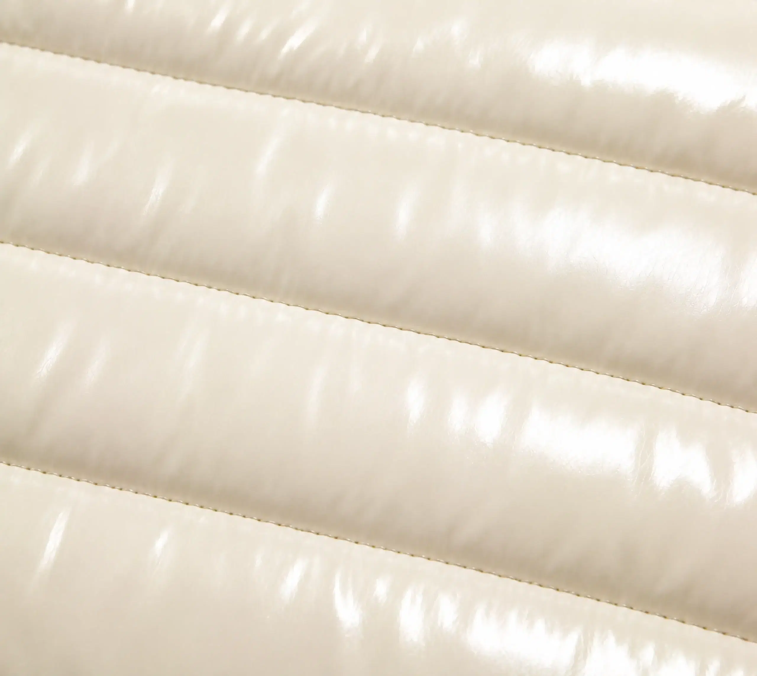 Flatness Under Spot Lighting